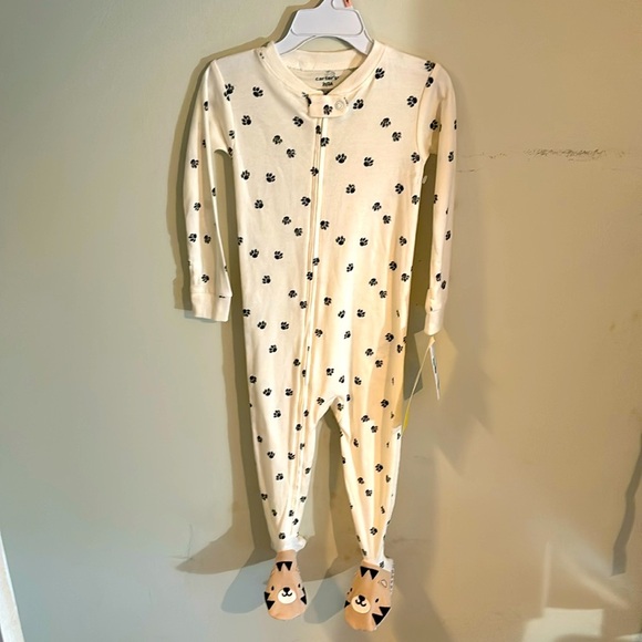 ⭐️NWT - Carter's Cream and Black Paw Print One Piece - Picture 1 of 10